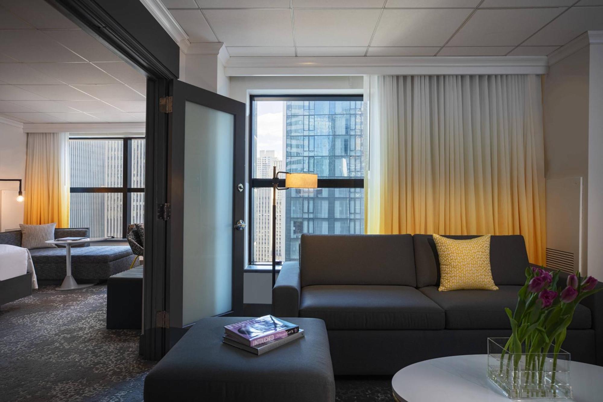 เรเนซองส์ นิวยอร์ก ไทม์สแควร์ โฮเทล Hotel ภายนอก รูปภาพ